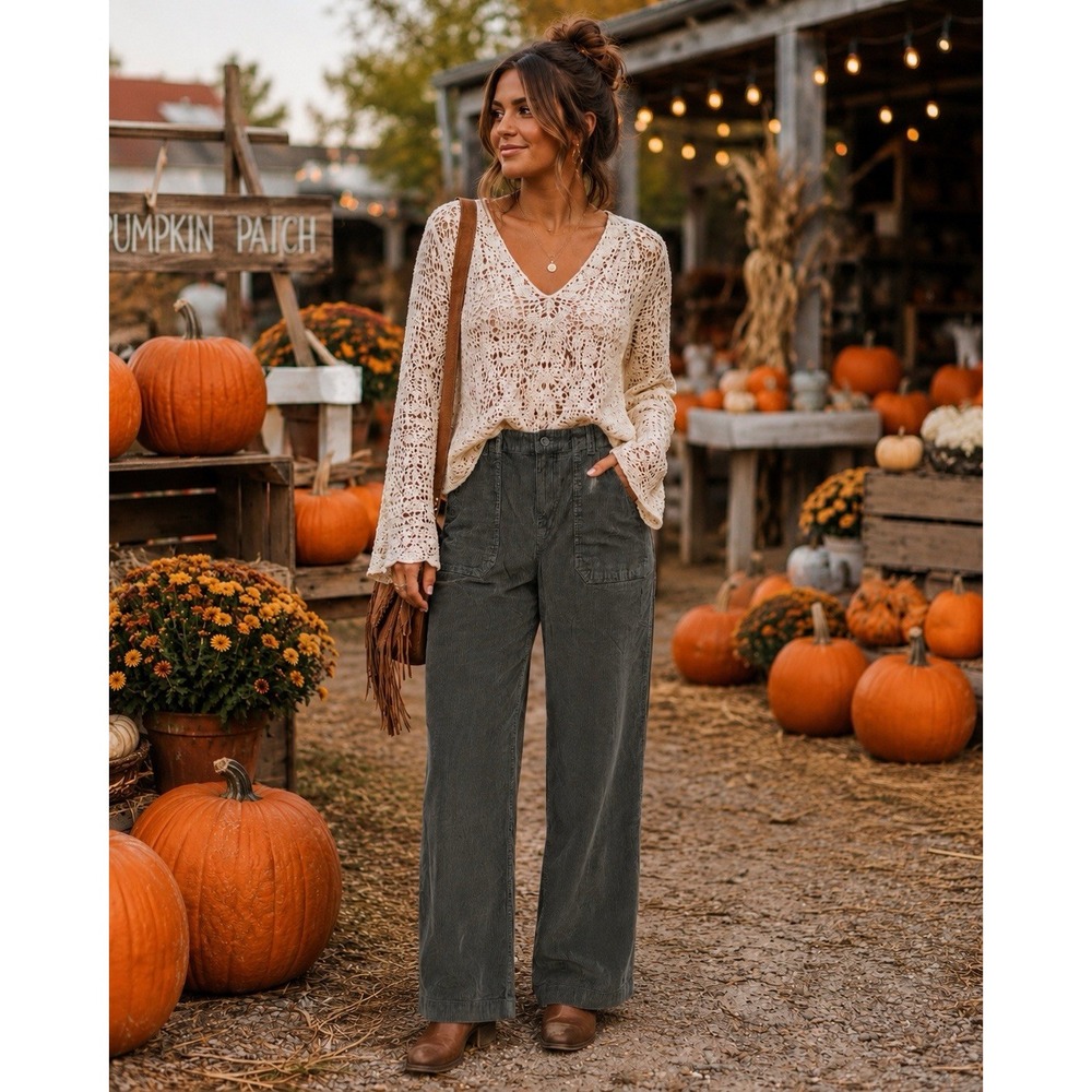 LL Bean 207 Vintage Corduroy Pants High Rise Wide Leg Size 16P Olive Green Boho